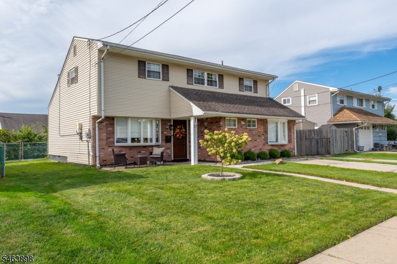 17 Patrick Street Carteret NJ 07008