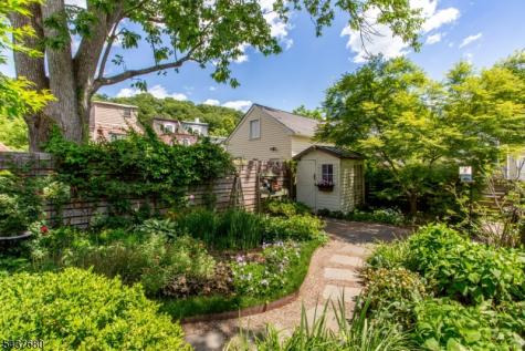 55 Elm Street Lambertville NJ 08530