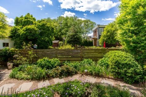 55 Elm Street Lambertville NJ 08530