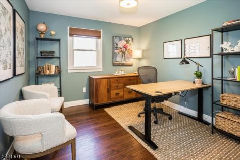 4 Valley View Road Chester NJ 07930