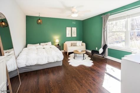 4 Valley View Road Chester NJ 07930