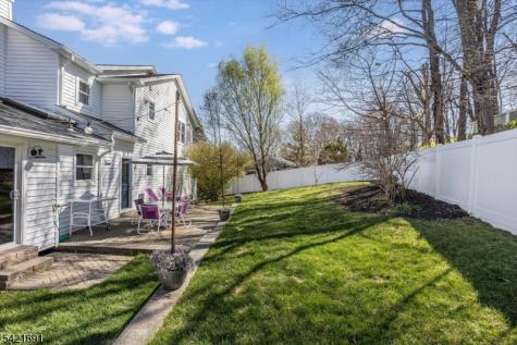 4 Valley View Road Chester NJ 07930