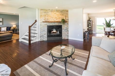 4 Valley View Road Chester NJ 07930