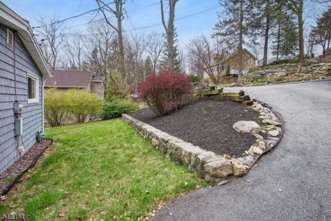 10 Laurel Trail Kinnelon NJ 07405