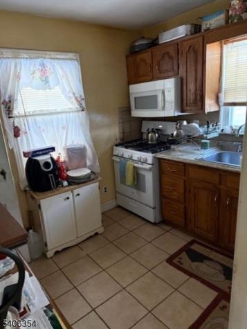 2745 Vauxhall Road Union NJ 07083