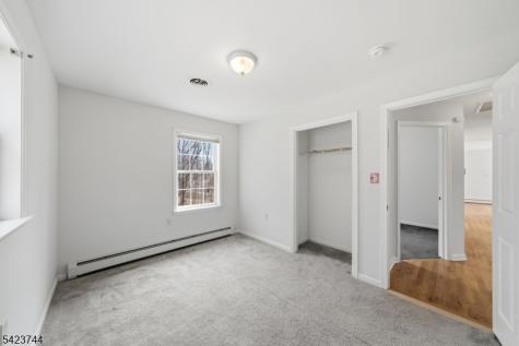 911 Upper Drive Stillwater NJ 07860