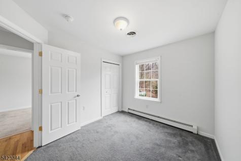 911 Upper Drive Stillwater NJ 07860