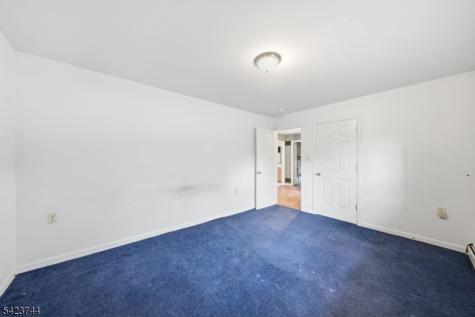 911 Upper Drive Stillwater NJ 07860