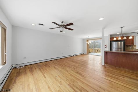 911 Upper Drive Stillwater NJ 07860