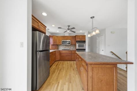 911 Upper Drive Stillwater NJ 07860