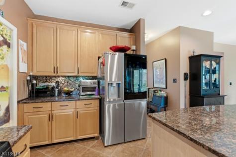 25 Leah Lane Greenwich NJ 08886