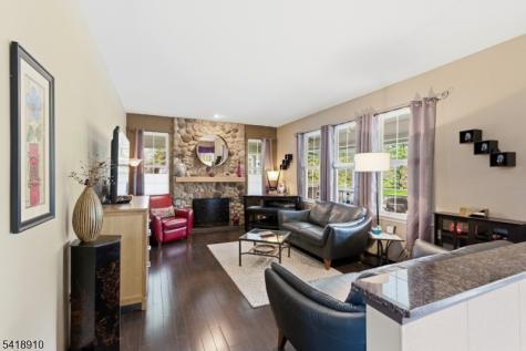 25 Leah Lane Greenwich NJ 08886