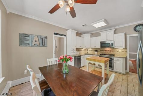 44 Nestlingwood Drive Washington NJ 07853