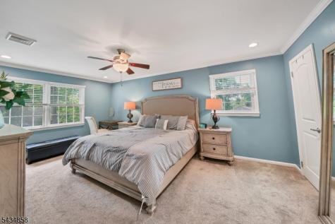 44 Nestlingwood Drive Washington NJ 07853
