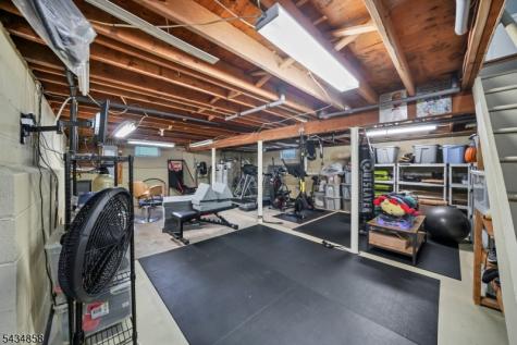 44 Nestlingwood Drive Washington NJ 07853