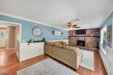 44 Nestlingwood Drive Washington NJ 07853