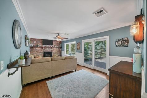 44 Nestlingwood Drive Washington NJ 07853