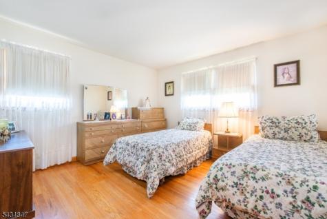 27 Bartsch Avenue Woodland Park NJ 07424
