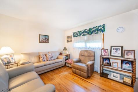 27 Bartsch Avenue Woodland Park NJ 07424