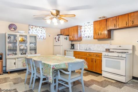 27 Bartsch Avenue Woodland Park NJ 07424