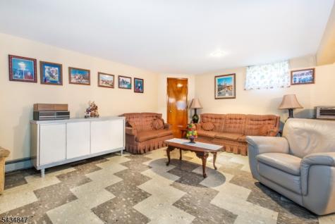 27 Bartsch Avenue Woodland Park NJ 07424