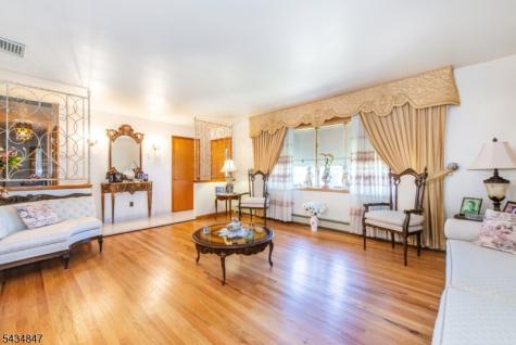 27 Bartsch Avenue Woodland Park NJ 07424