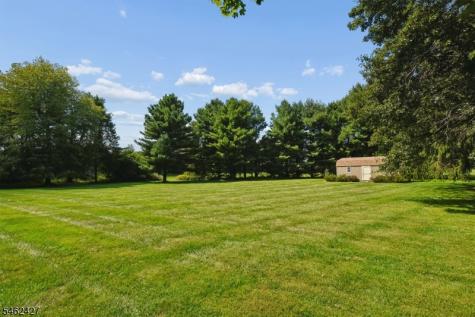 1 Pace Farm Road Tewksbury NJ 07830