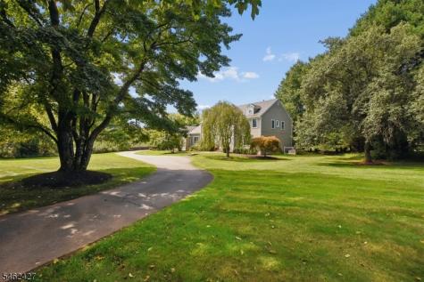 1 Pace Farm Road Tewksbury NJ 07830