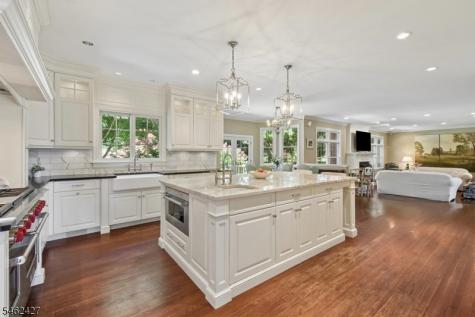 1 Pace Farm Road Tewksbury NJ 07830