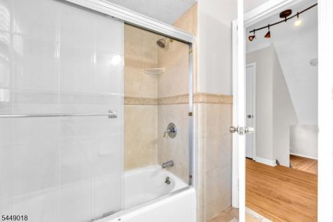 50 Leslie Street East Orange NJ 07017