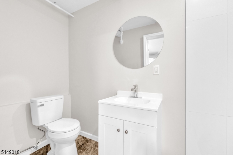 50 Leslie Street East Orange NJ 07017