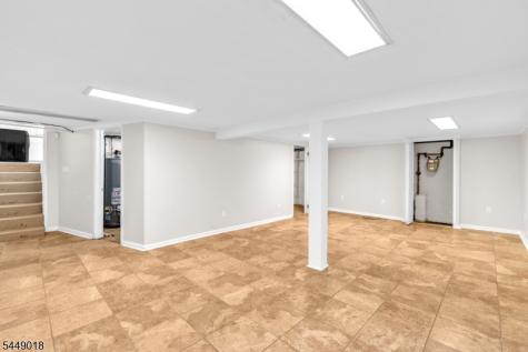 50 Leslie Street East Orange NJ 07017