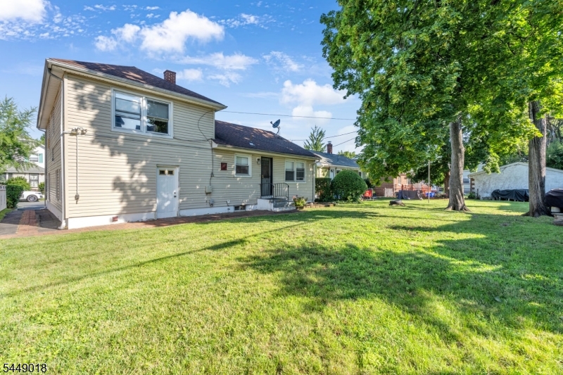 50 Leslie Street East Orange NJ 07017