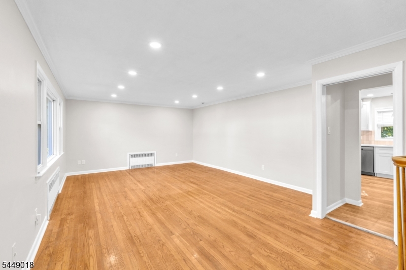 50 Leslie Street East Orange NJ 07017
