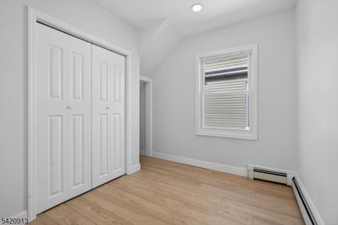 182 N Maple Avenue East Orange NJ 07017