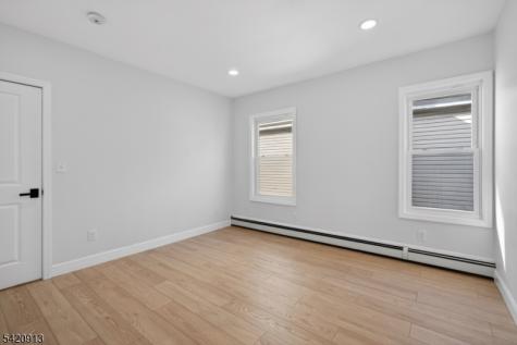 182 N Maple Avenue East Orange NJ 07017
