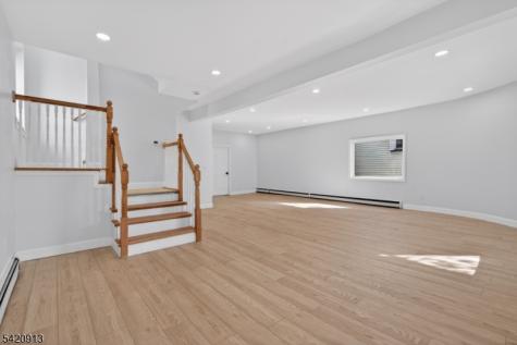 182 N Maple Avenue East Orange NJ 07017