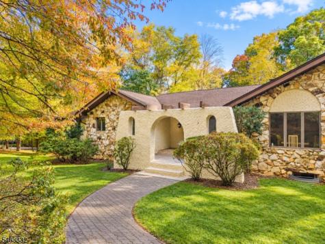 7 Twin Hills Drive Boonton NJ 07005