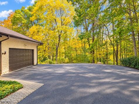 7 Twin Hills Drive Boonton NJ 07005