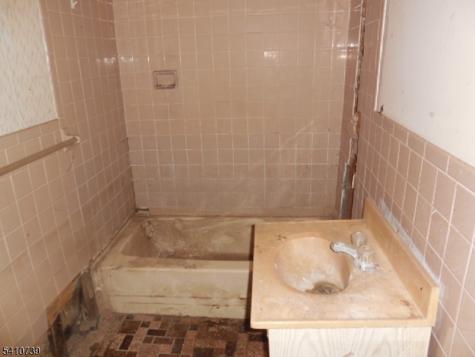 31 Brookside Road Wayne NJ 07470