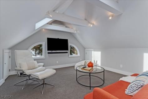 138 Alexander Avenue Montclair NJ 07043