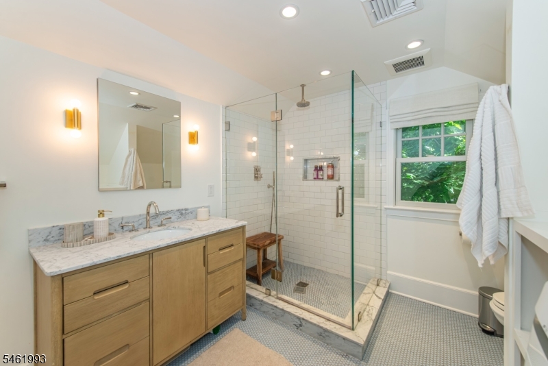 331 Grove Street Montclair NJ 07042