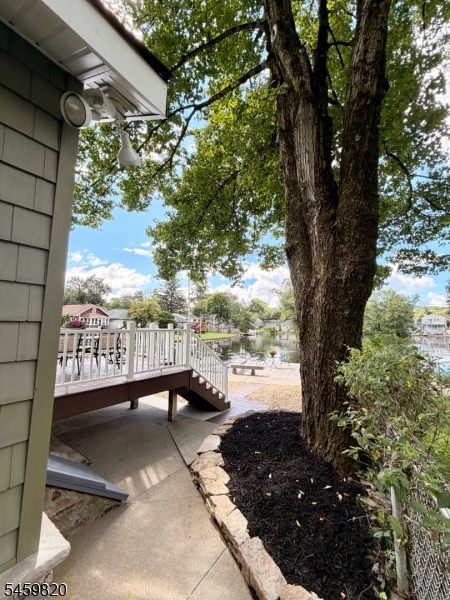 83 Sunset Trail Denville NJ 07834