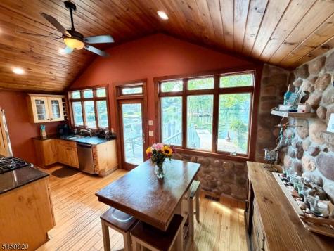 83 Sunset Trail Denville NJ 07834