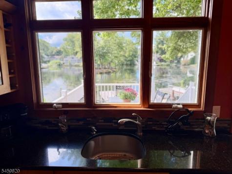 83 Sunset Trail Denville NJ 07834