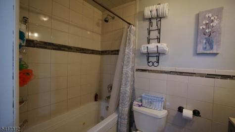 31 Kossuth Street Haledon NJ 07508