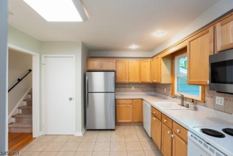35 Rock Road West Green Brook NJ 08812