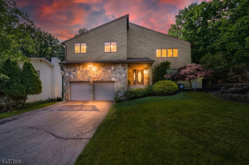 72 Agawam Drive Wayne NJ 07470