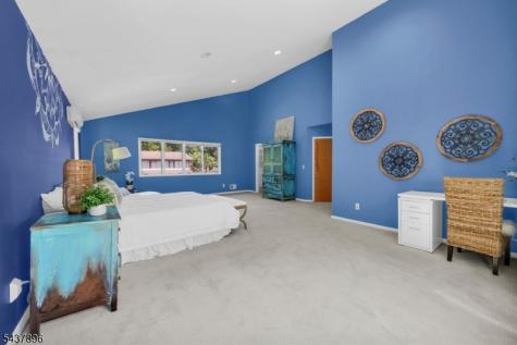 72 Agawam Drive Wayne NJ 07470