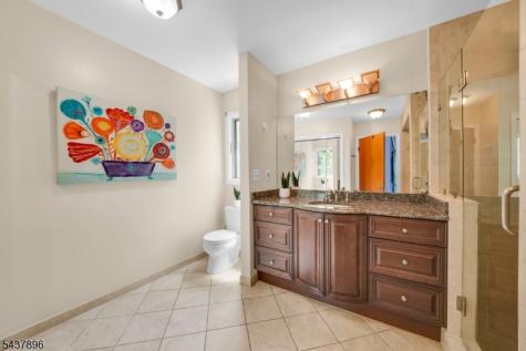 72 Agawam Drive Wayne NJ 07470